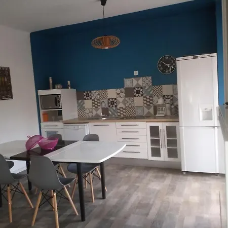 Casa Fiume - 6 Couchages Terrasse-plages-parking Aise -3 Ad 2 Enft 1 Bb ツーロン